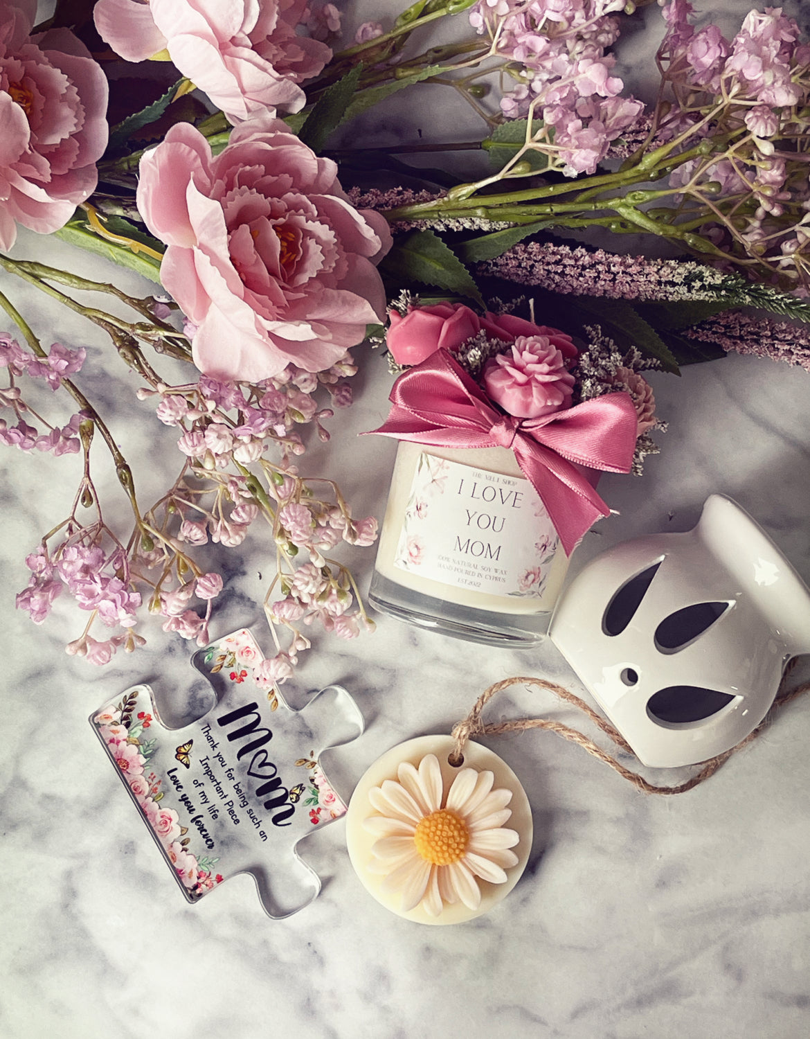 Mother’s Day Gift Set - Candle|Burner|Wardrobe|Plexiglass 🌸